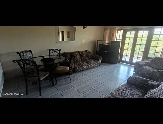 2 BEDROOM APARTMENT FOR SALE IN RENNIES BEACH